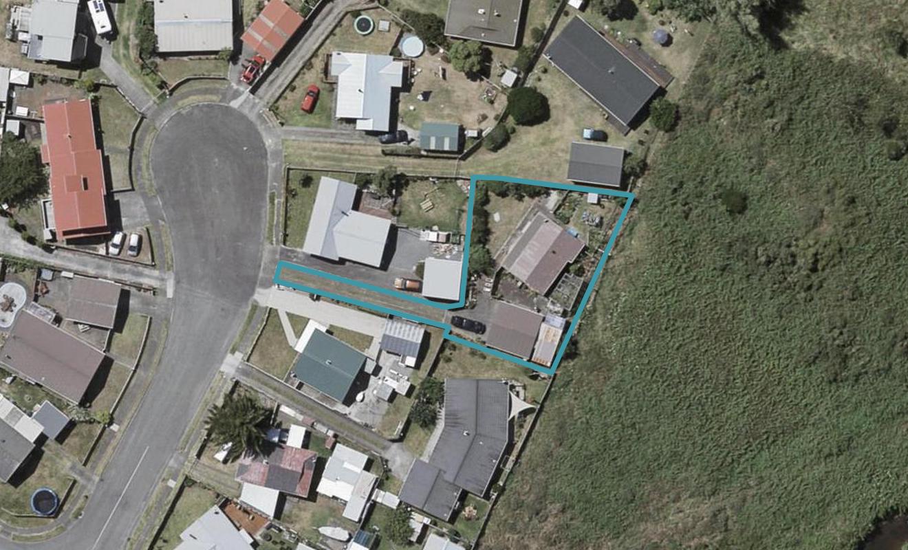 12 Hewson Crescent, Otaki Beach, Otaki - Carousel 1