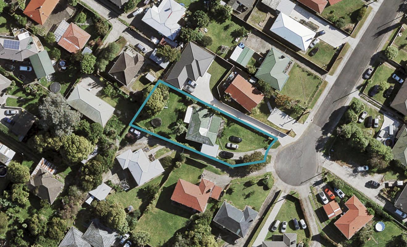 13 Surrey Street, Manurewa, Auckland - Carousel 1