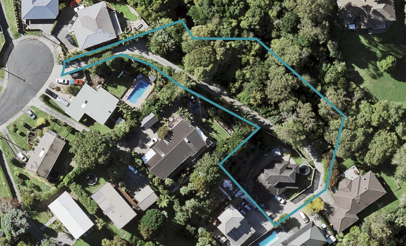 49 Trelawn Place, Cockle Bay, Auckland - Carousel 1