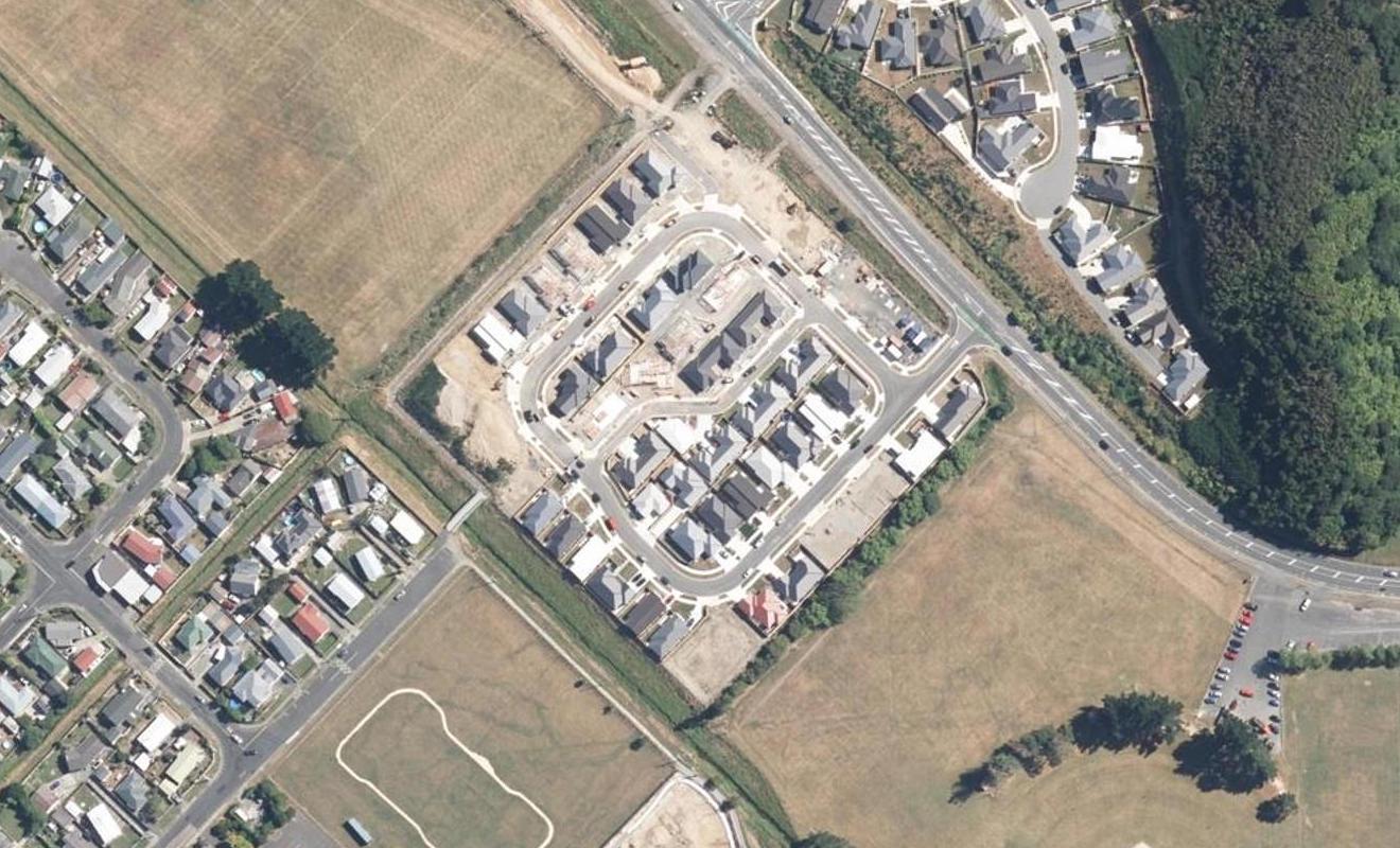 8 Ron Fawcett Way, Wainuiomata, Lower Hutt - Carousel 1