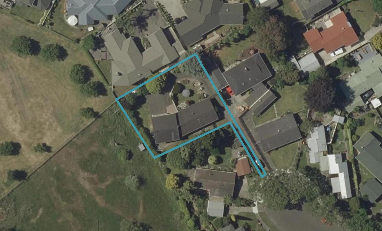 9 Otira Place, Awapuni, Palmerston North - Carousel 1
