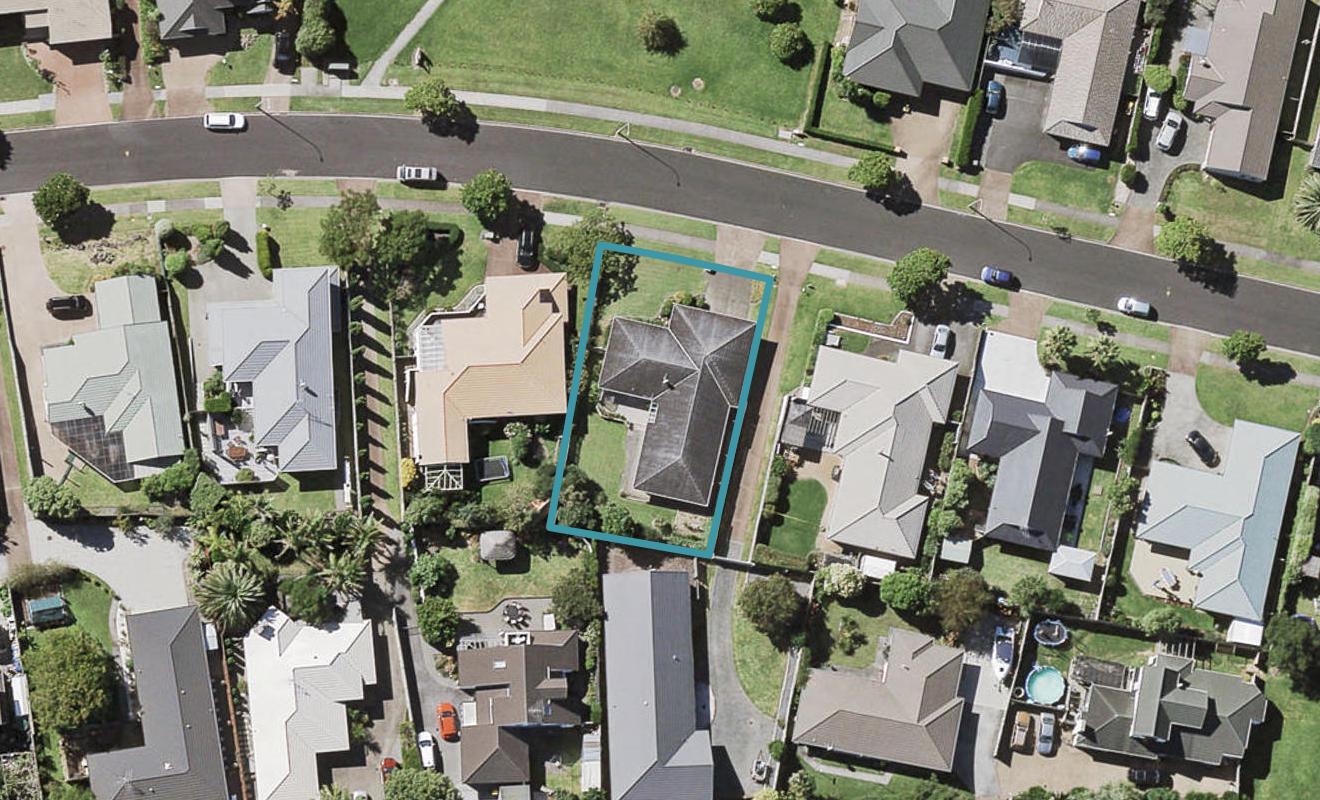 31 Bob Charles Drive, Golflands, Auckland - Carousel 1