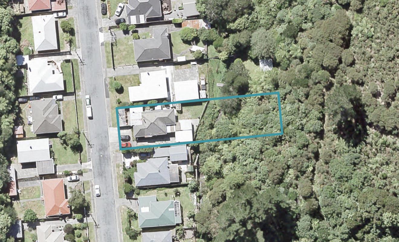 19 Sunny Grove, Wainuiomata, Lower Hutt - Carousel 1