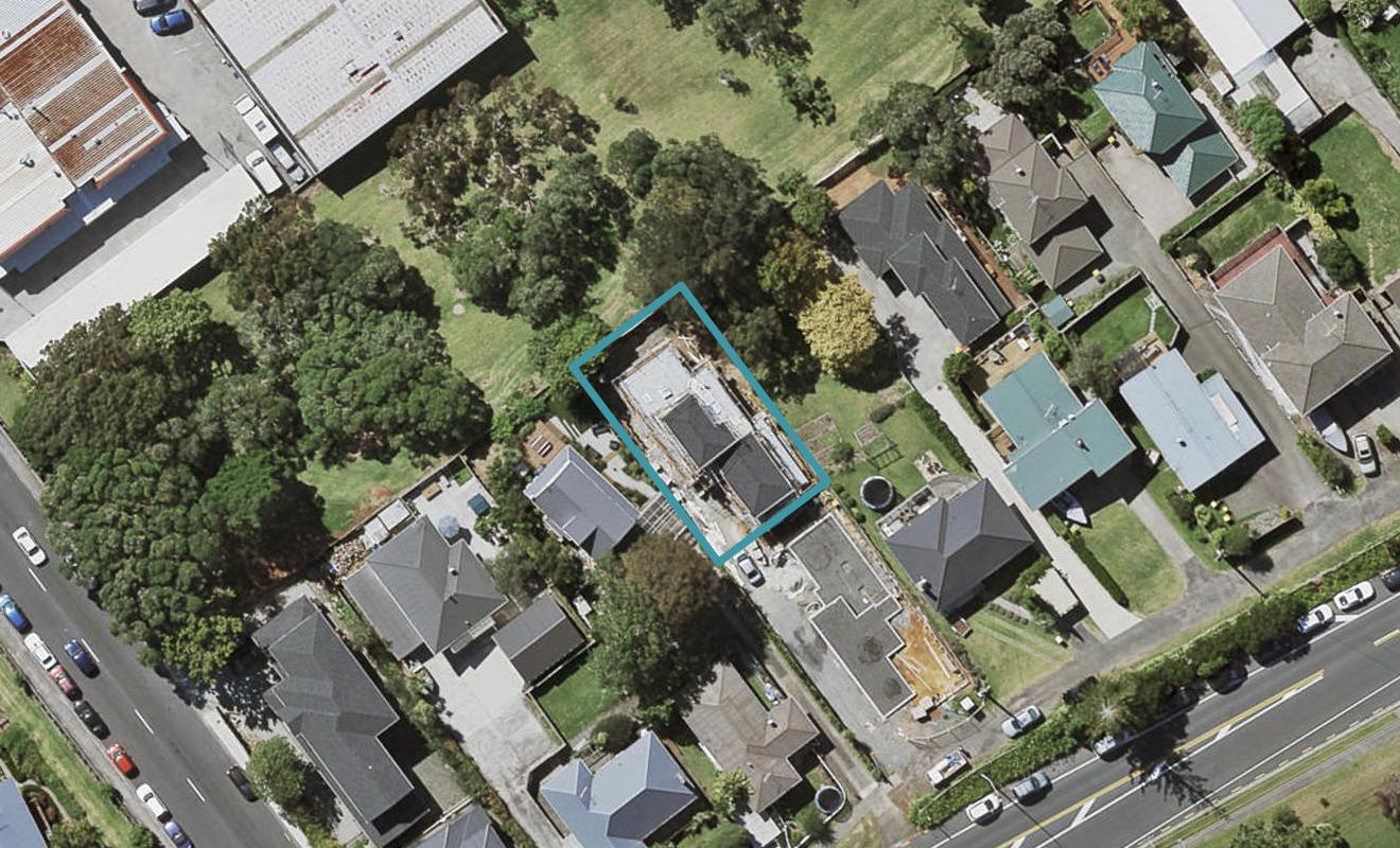 250A Sunset Road, Windsor Park, Auckland - Carousel 1