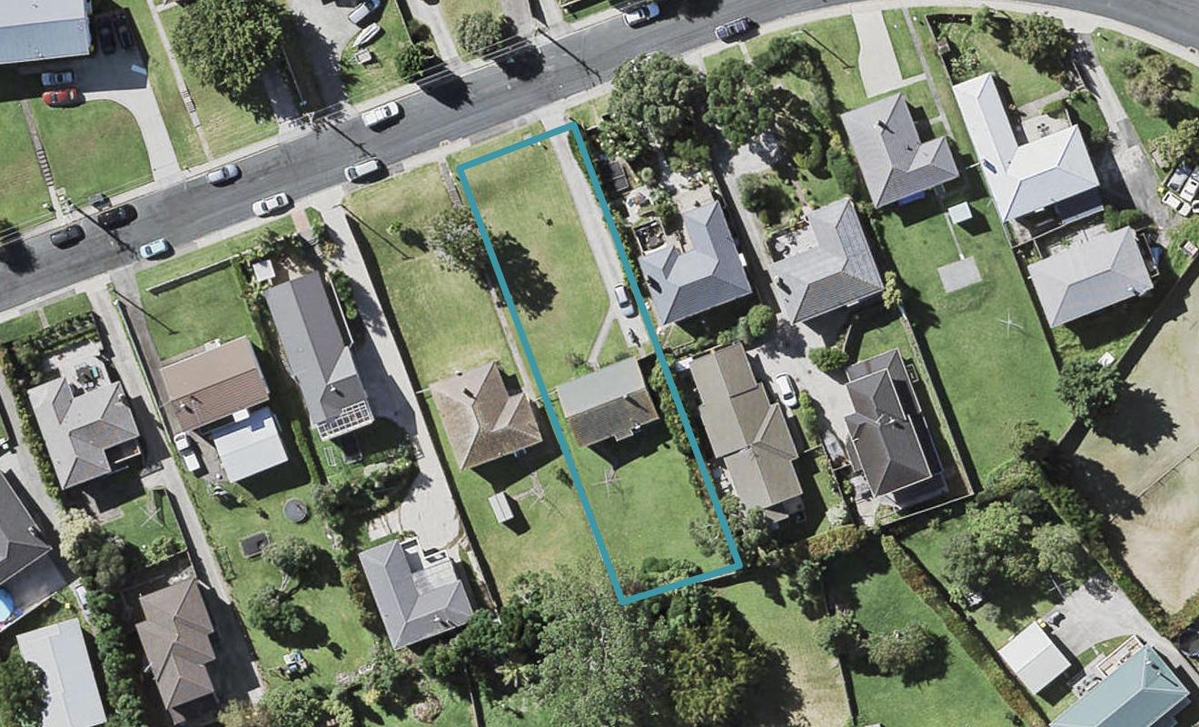 23 Alamein Avenue, Belmont, Auckland - Carousel 1