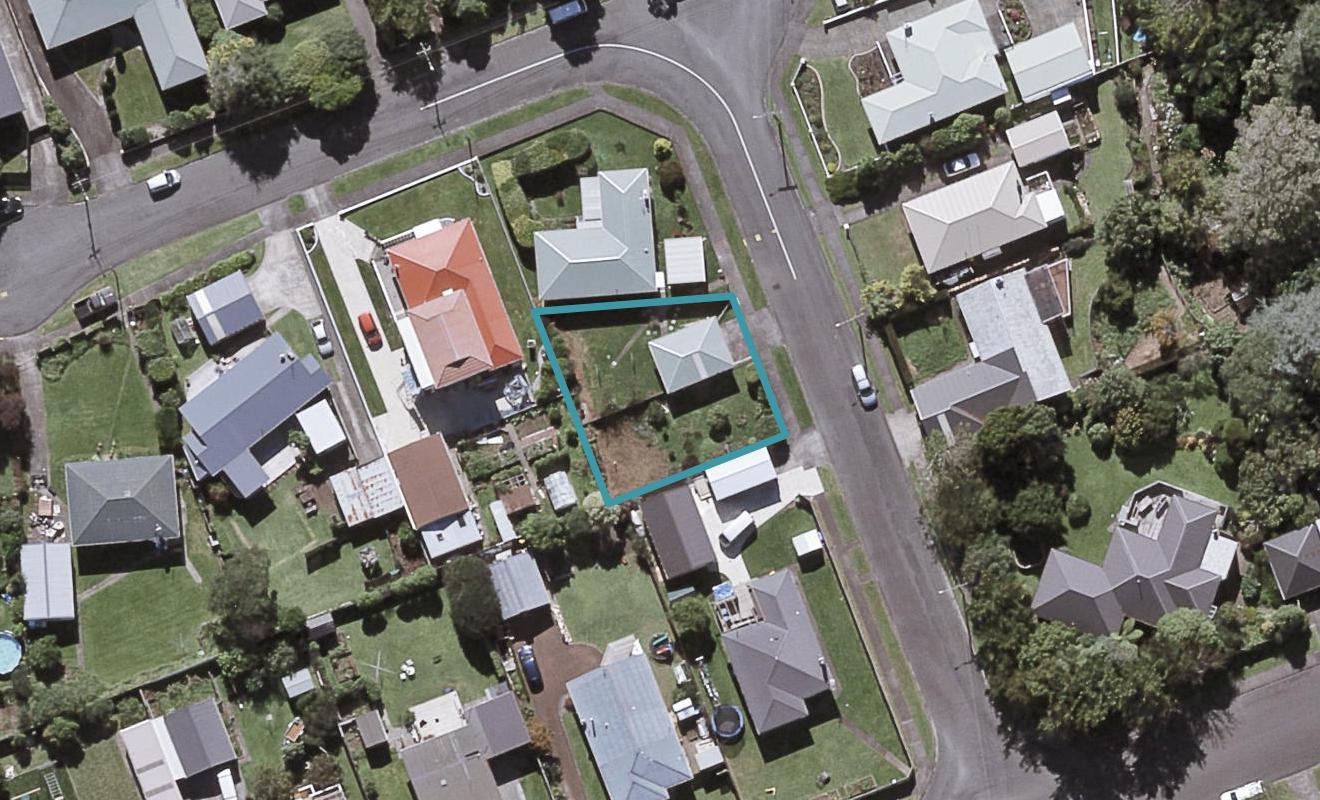19 Hurdon Street, Hurdon, New Plymouth - Carousel 1