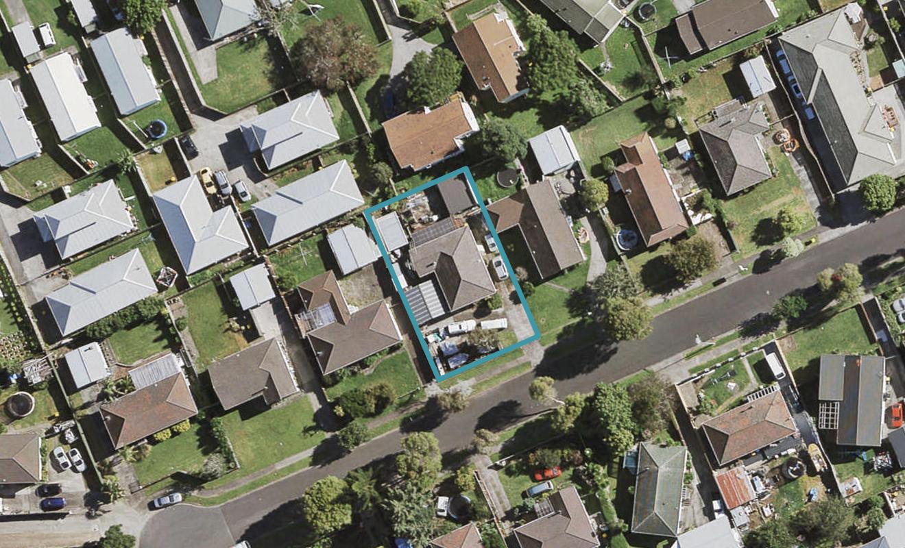 11 Benton Place, Manurewa, Auckland - Carousel 1