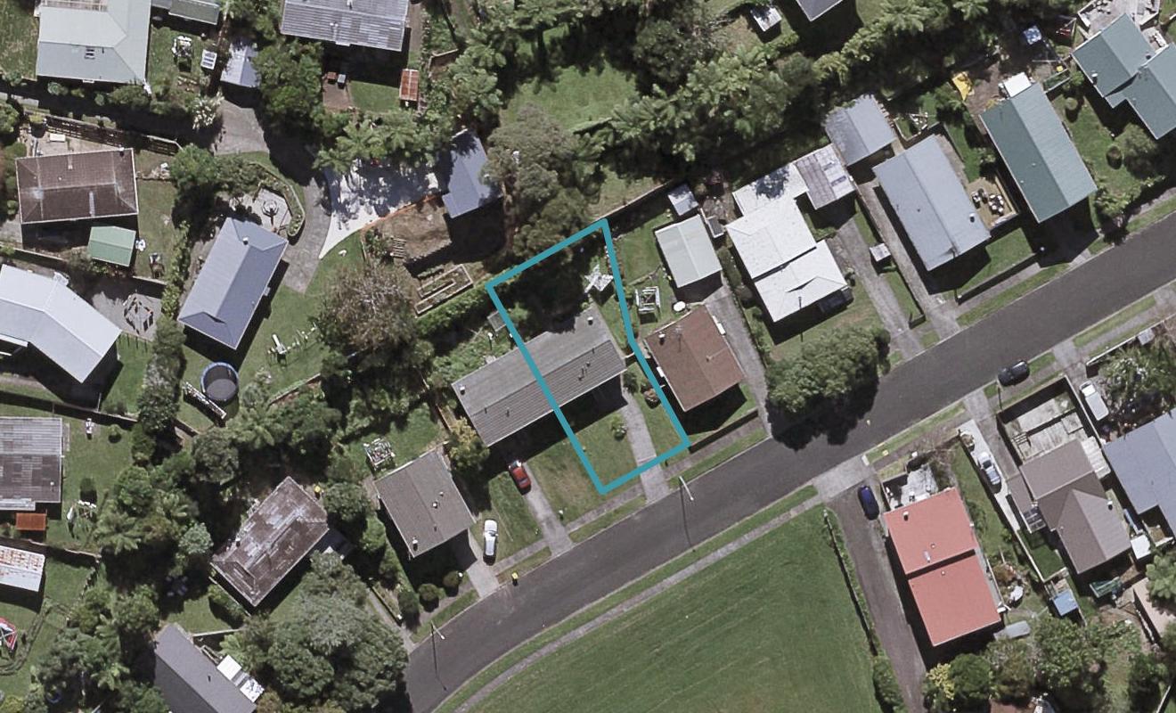 82 Pembroke Street, Westown, New Plymouth - Carousel 1