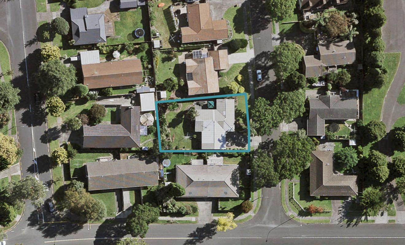 4 Ross Martin Court, Conifer Grove, Takanini - Carousel 1