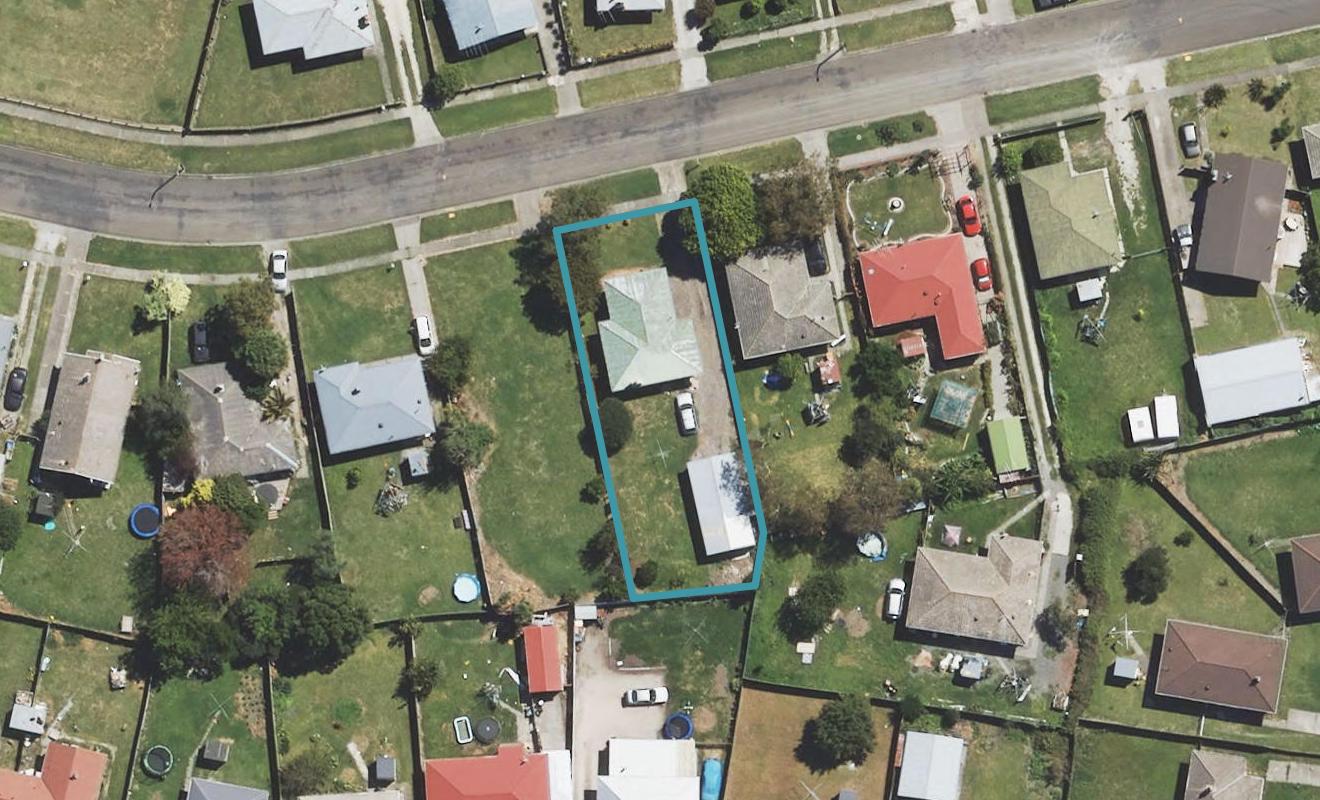 30 Dalton Street, Outer Kaiti, Gisborne - Carousel 1