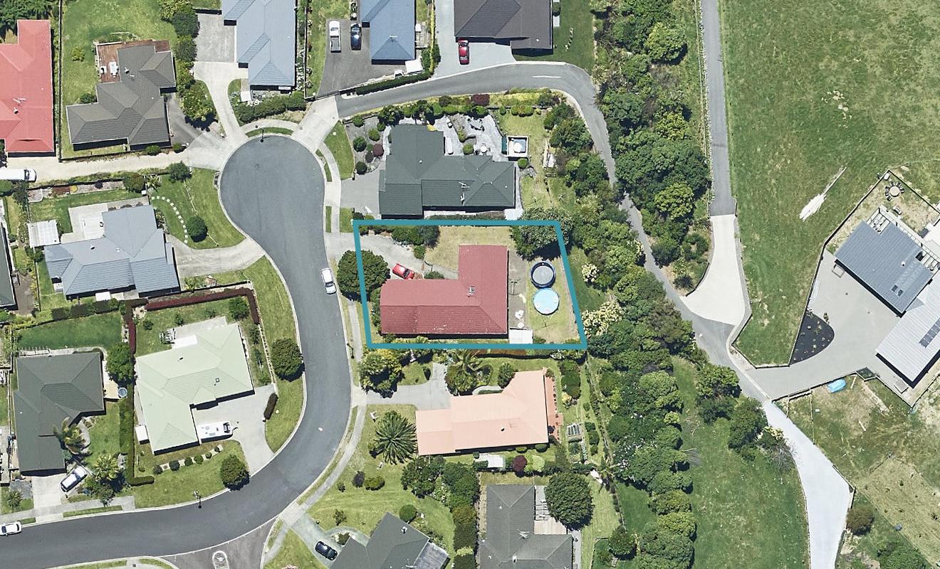 22 Maddison Place, Welcome Bay, Tauranga - Carousel 1