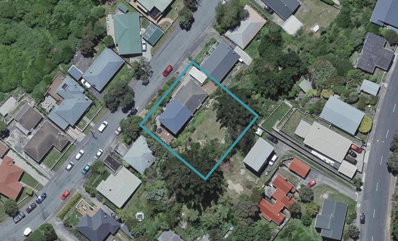 27 Montreal Grove, Kingston, Wellington - Carousel 1