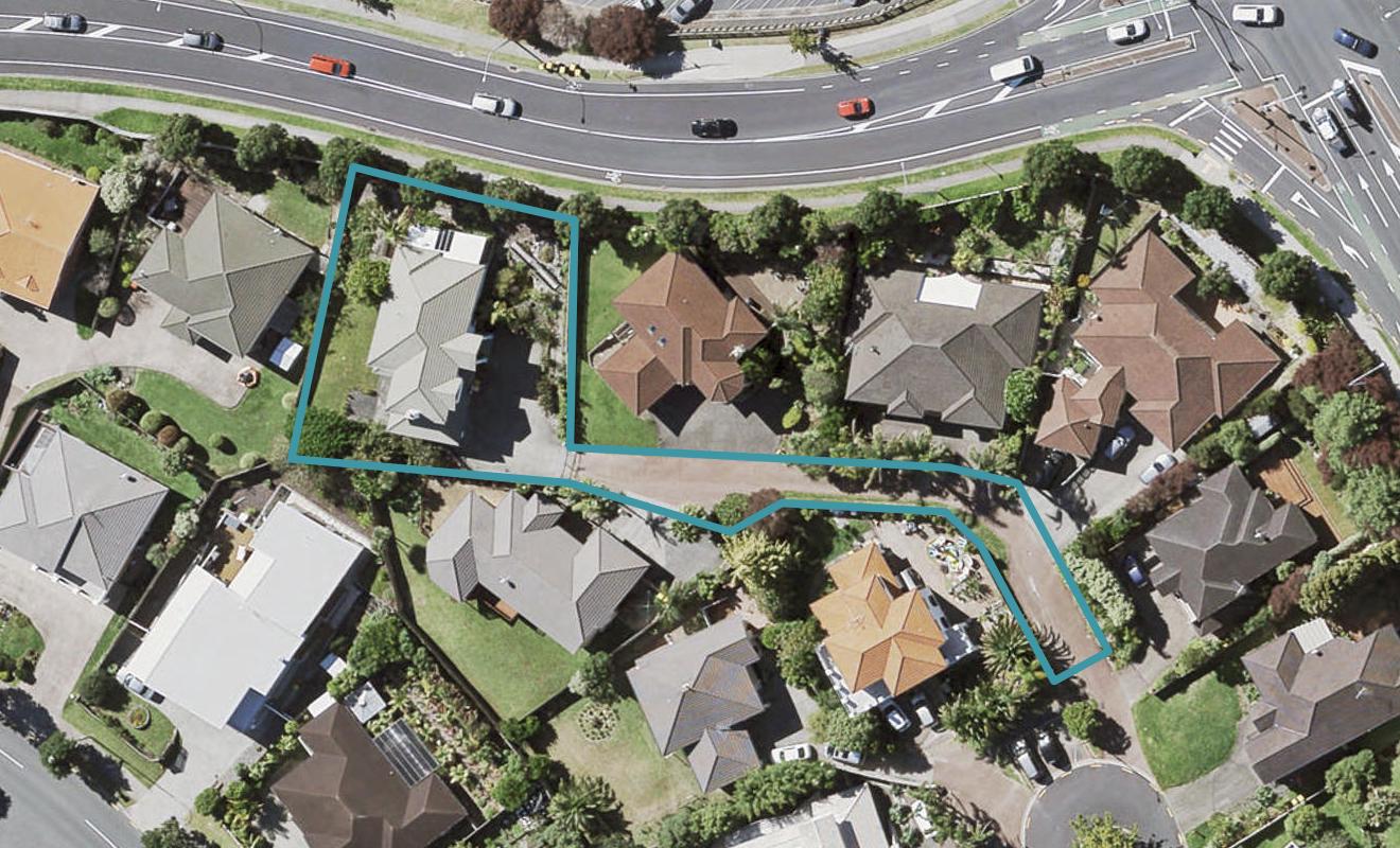 35 Cricklade Terrace, Windsor Park, Auckland - Carousel 1