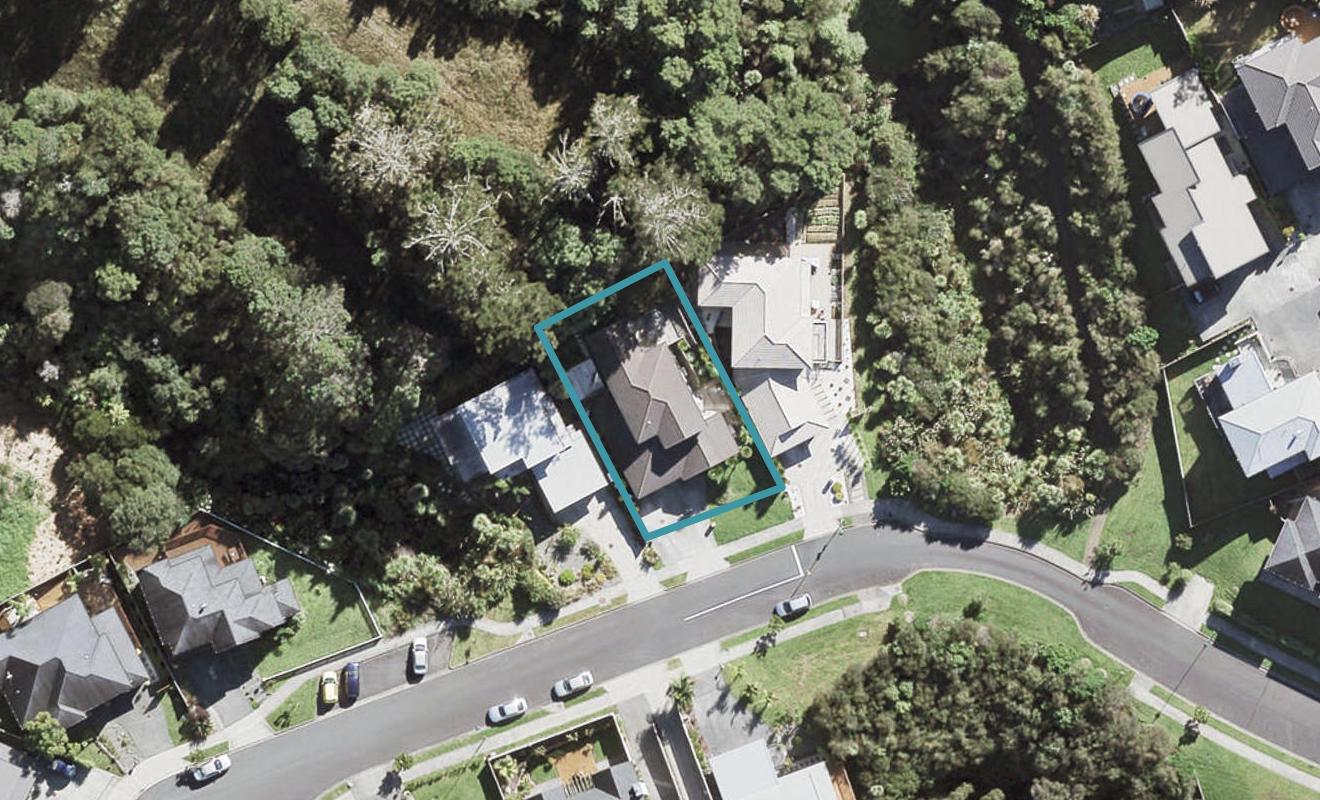 17 Borneo Drive, Fairview Heights, Auckland - Carousel 1