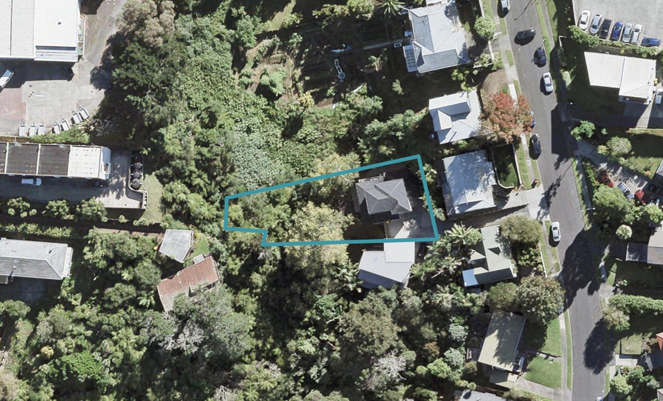 8A Deverell Place, Northcross, Auckland - Carousel 1