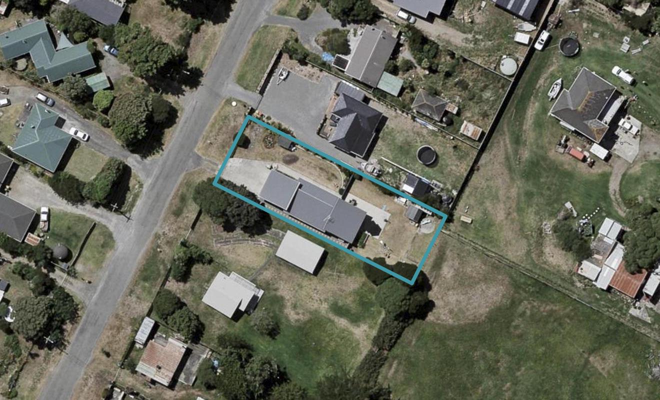 8 Gawler Street, Otaki - Carousel 1