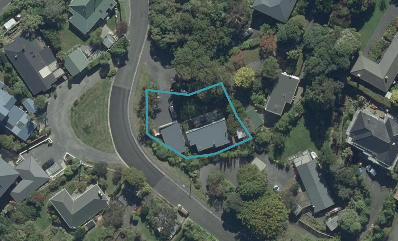9A Marion Street, Macandrew Bay, Dunedin - Carousel 1