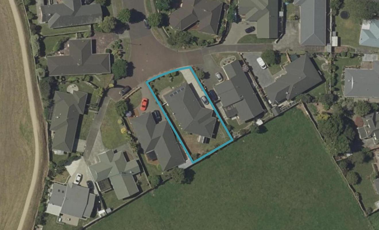27 Strachan Way, Highbury, Palmerston North - Carousel 1