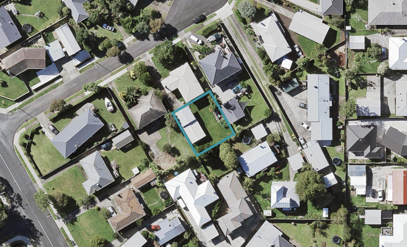 5A Ware Place, Pakuranga Heights, Auckland - Carousel 1