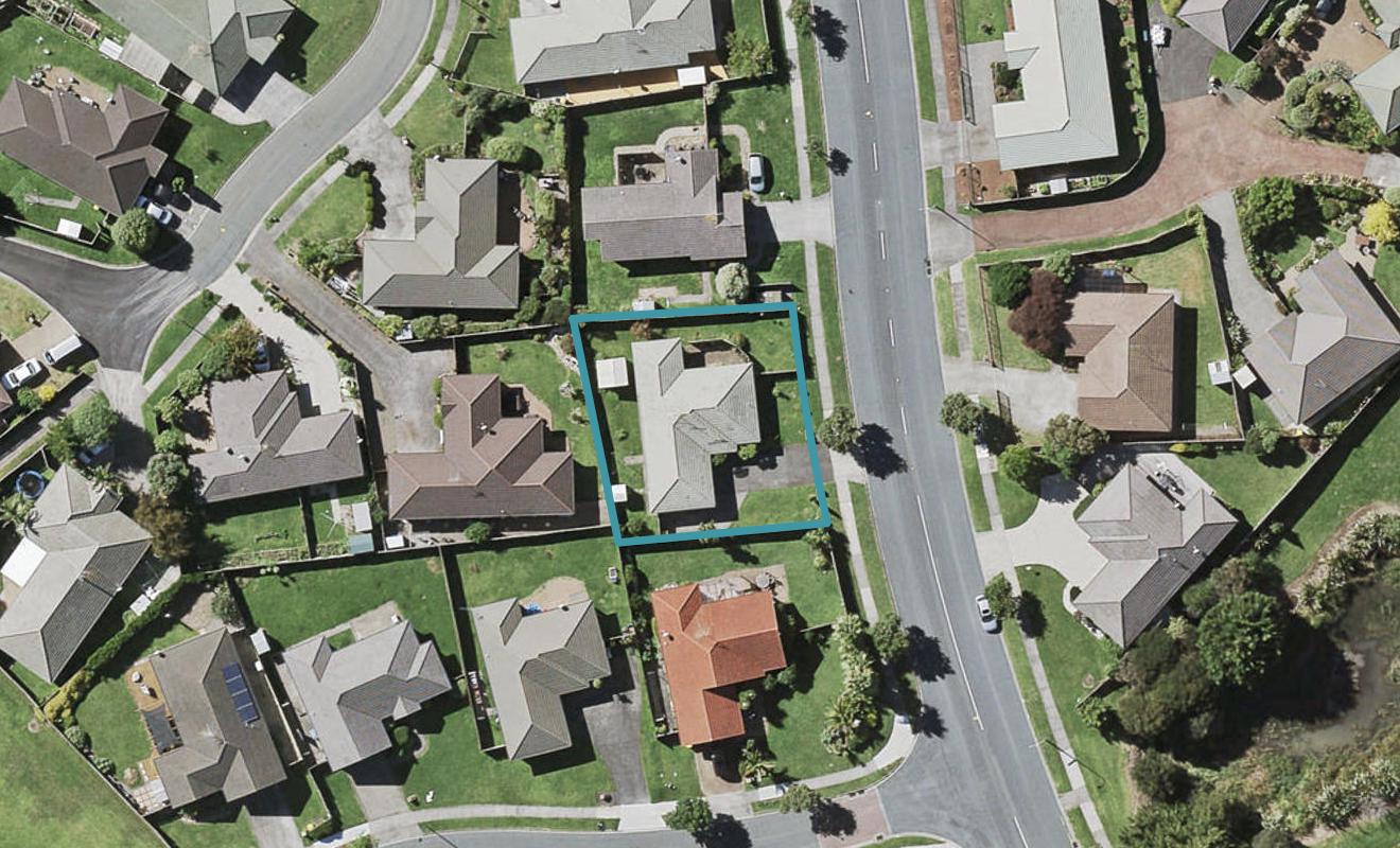 96 Burswood Drive, Burswood, Auckland - Carousel 1
