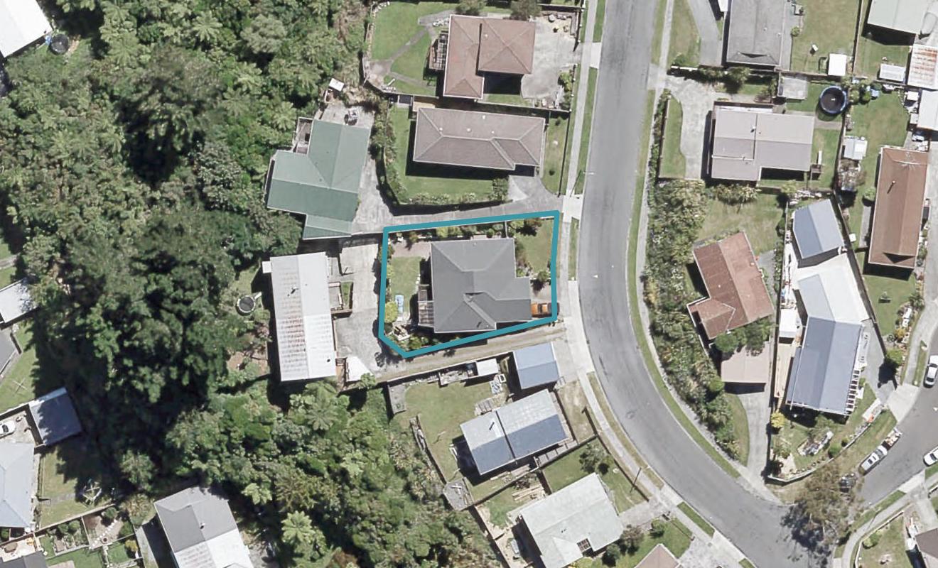 31 Outram Grove, Kelson, Lower Hutt - Carousel 1