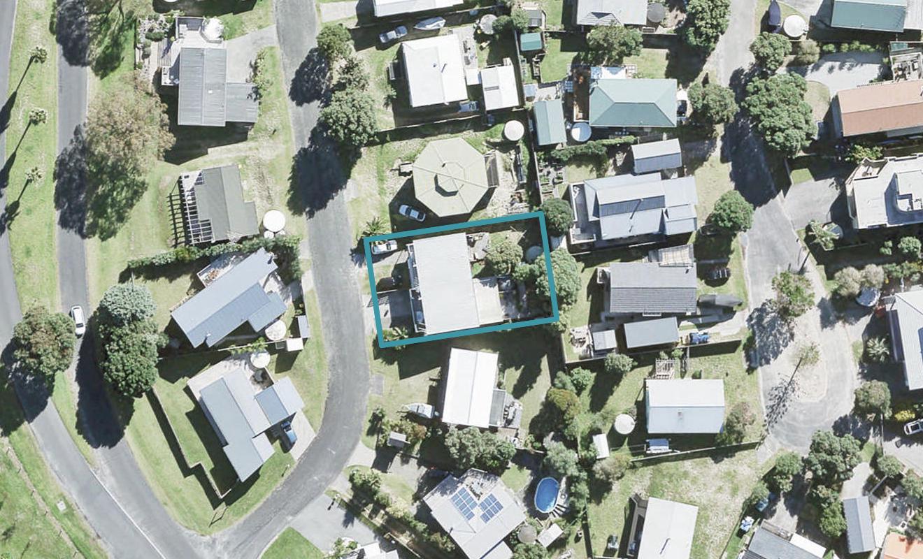 2/10 Pioneer Crescent, Omaha, Auckland - Carousel 1