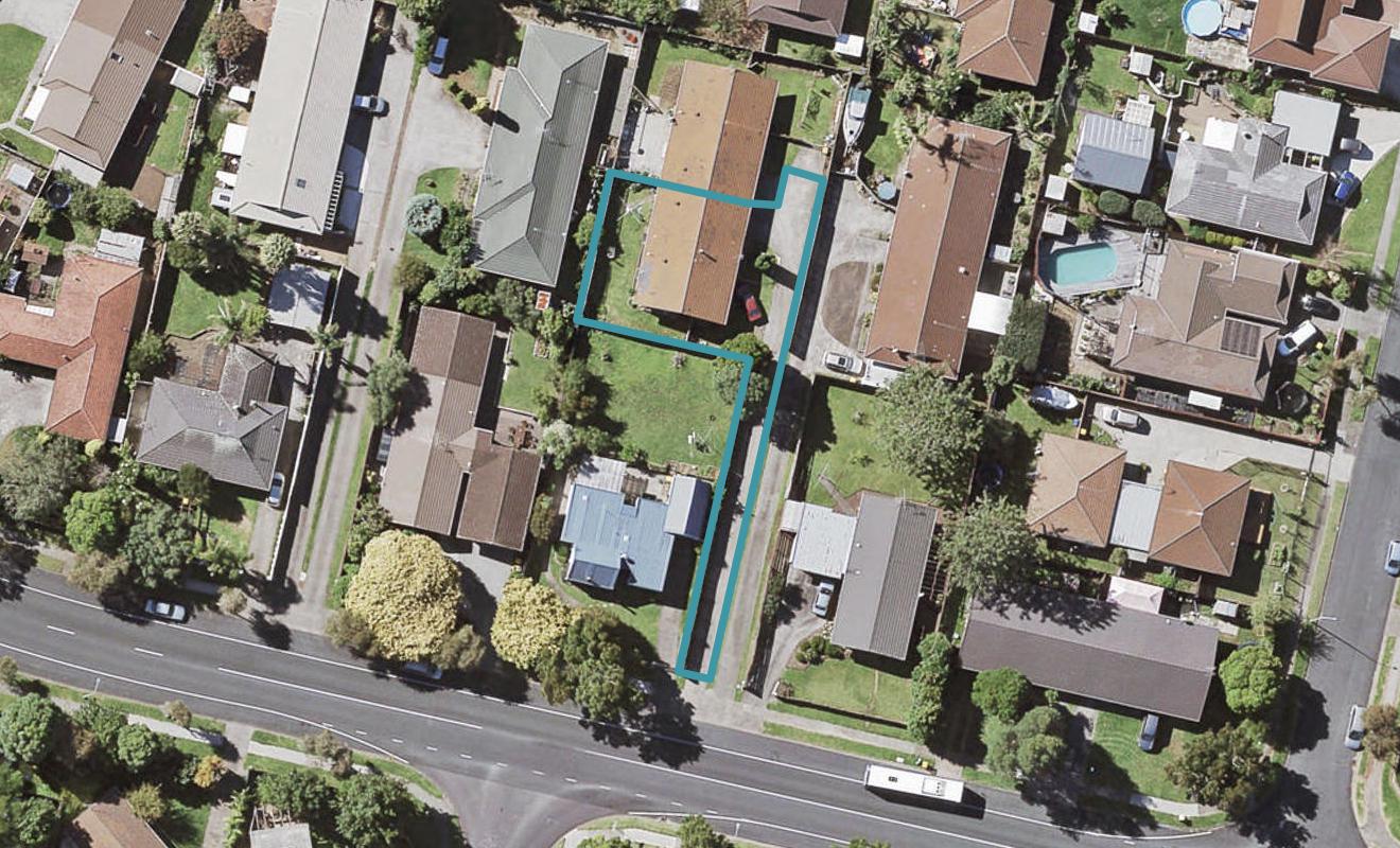 70 Sunderlands Road, Half Moon Bay, Auckland - Carousel 1