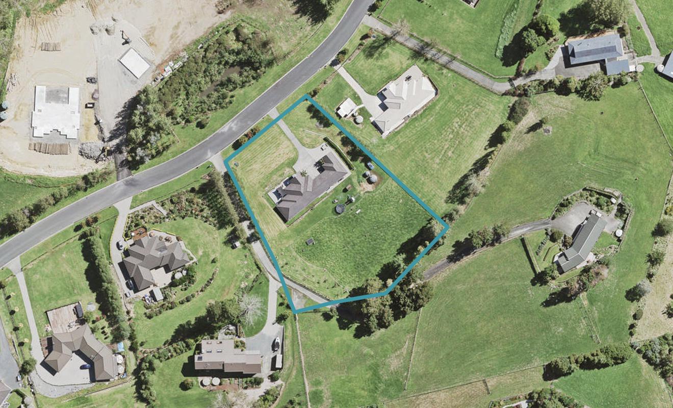 21 Judge Richardson Drive, Papakura - Carousel 1