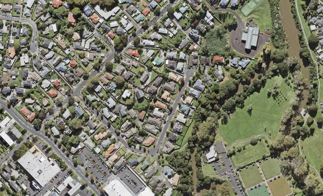 28B Millstream Drive, Henderson, Auckland - Carousel 1