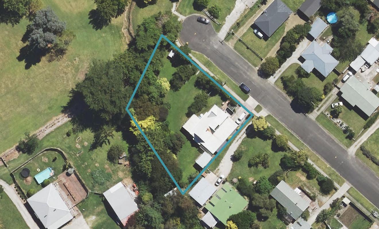 15 Hooper Street, Tamarau, Gisborne - Carousel 1
