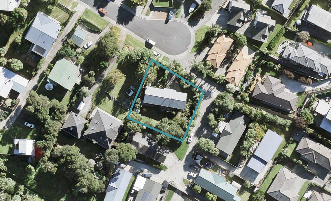 141 Brian Crescent, Stanmore Bay, Whangaparaoa - Carousel 1