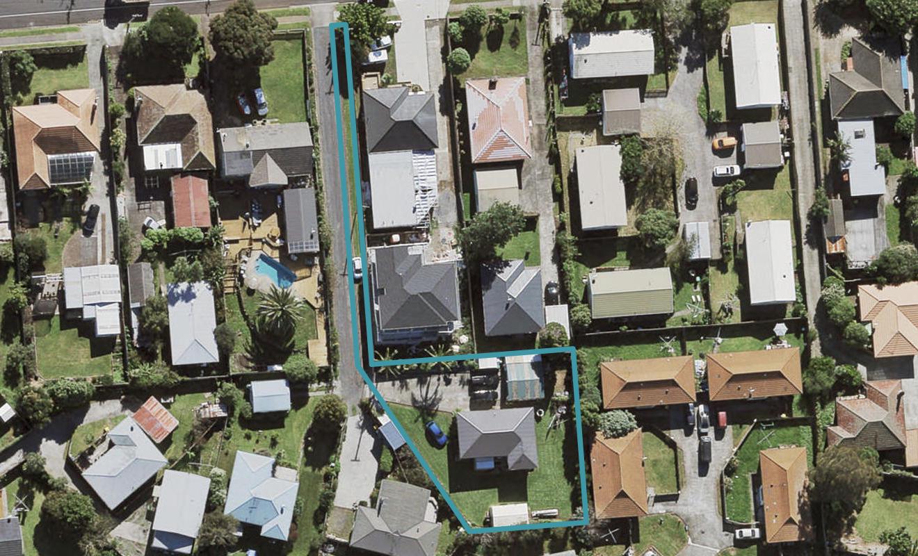 28 Miller Road, Mangere Bridge, Auckland - Carousel 1