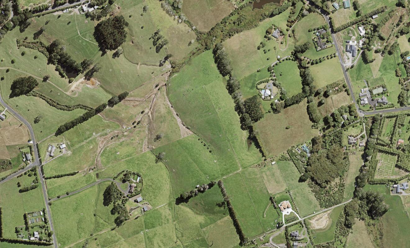273 Tawa Road, Kumeu - Carousel 1