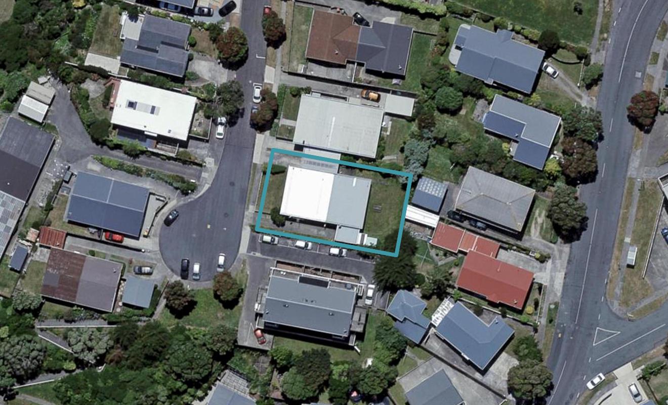 17 Duchess Place, Maupuia, Wellington - Carousel 1