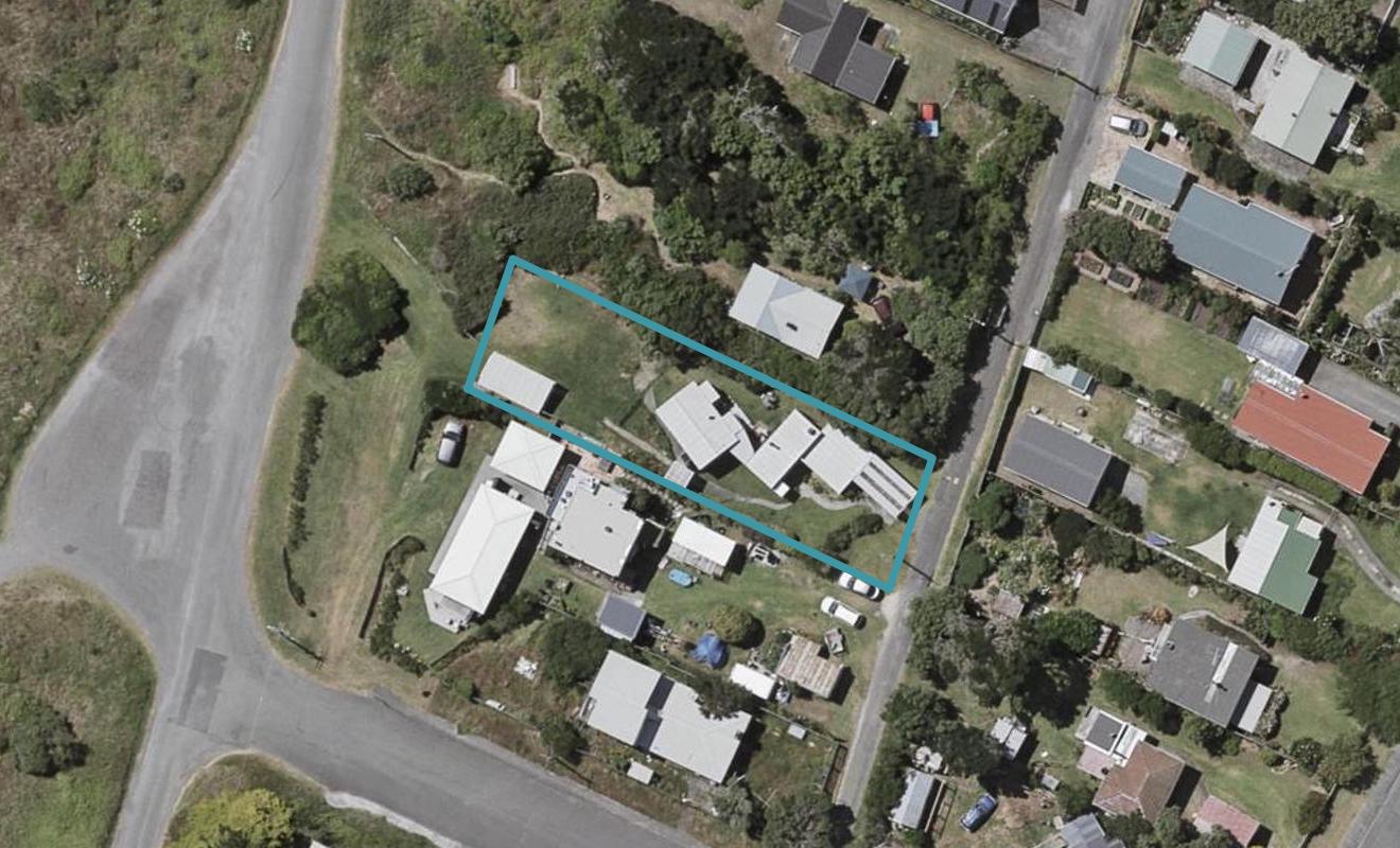 17 Kapiti Lane, Otaki Beach, Otaki - Carousel 1