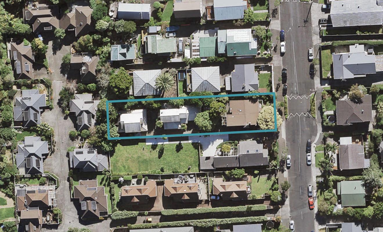 22 Mahara Avenue, Birkenhead, Auckland - Carousel 1