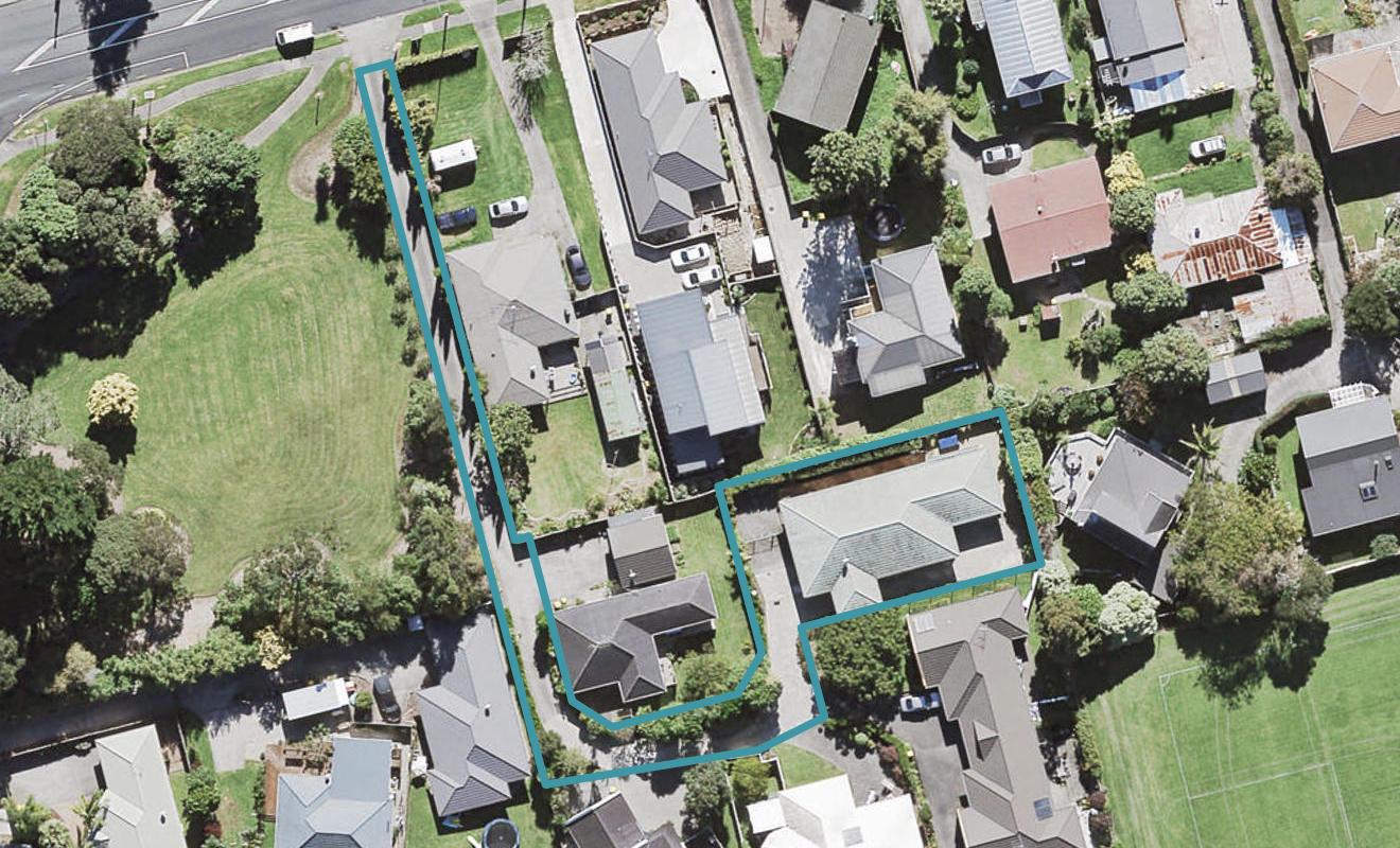 50B Godley Road, Green Bay, Auckland - Carousel 1