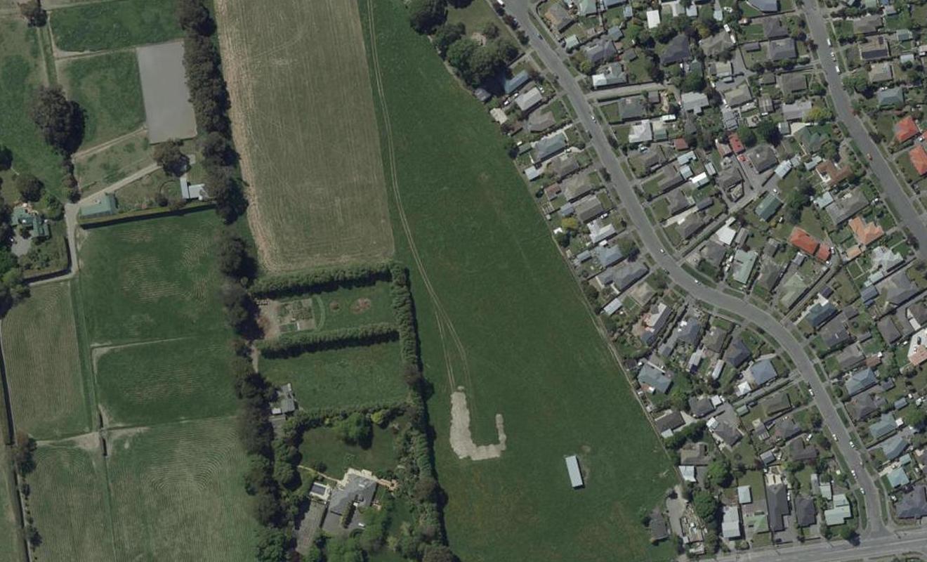 90 LEISTRELLA ROAD, Casmere, Christchurch - Carousel 1