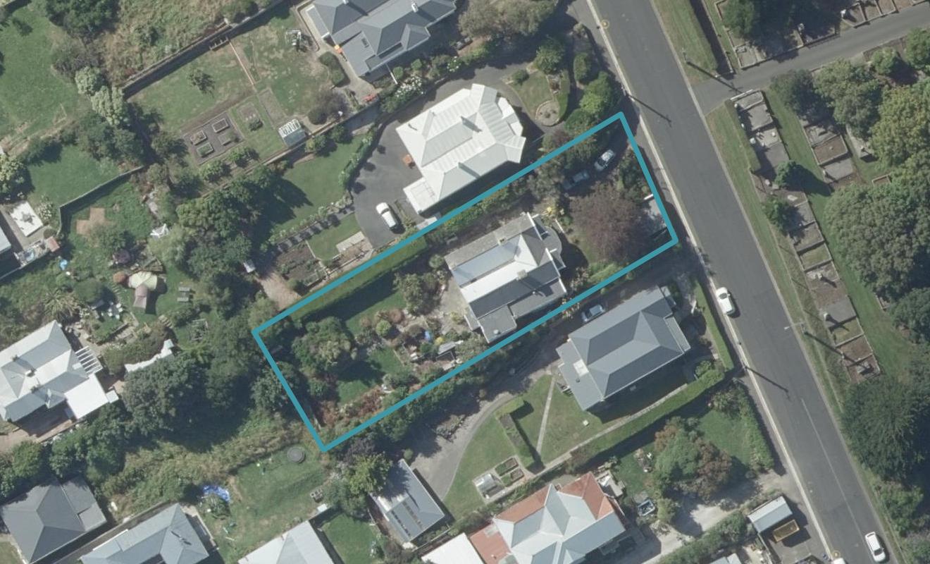 36 Eglinton Road, The Glen, Dunedin - Carousel 1