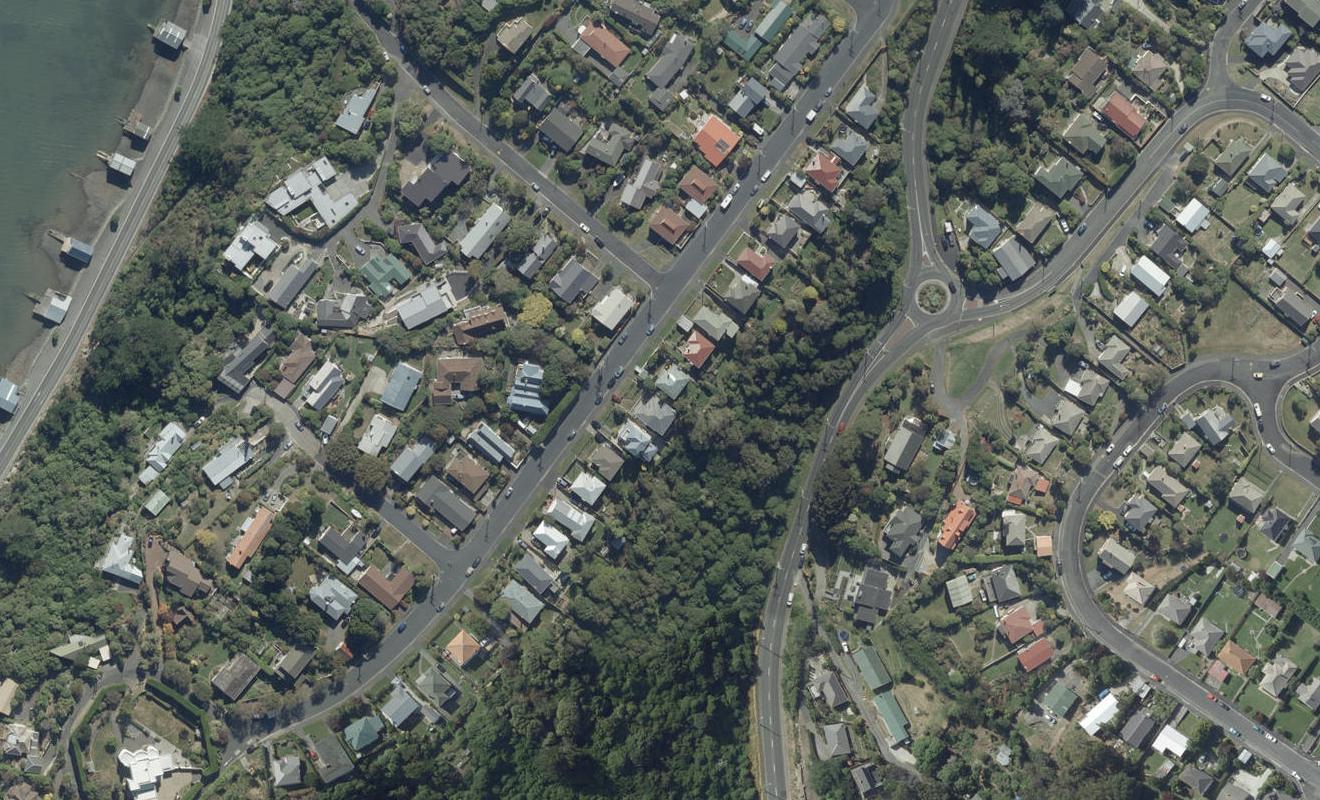 23 Glendevon Place, Vauxhall, Dunedin - Carousel 1