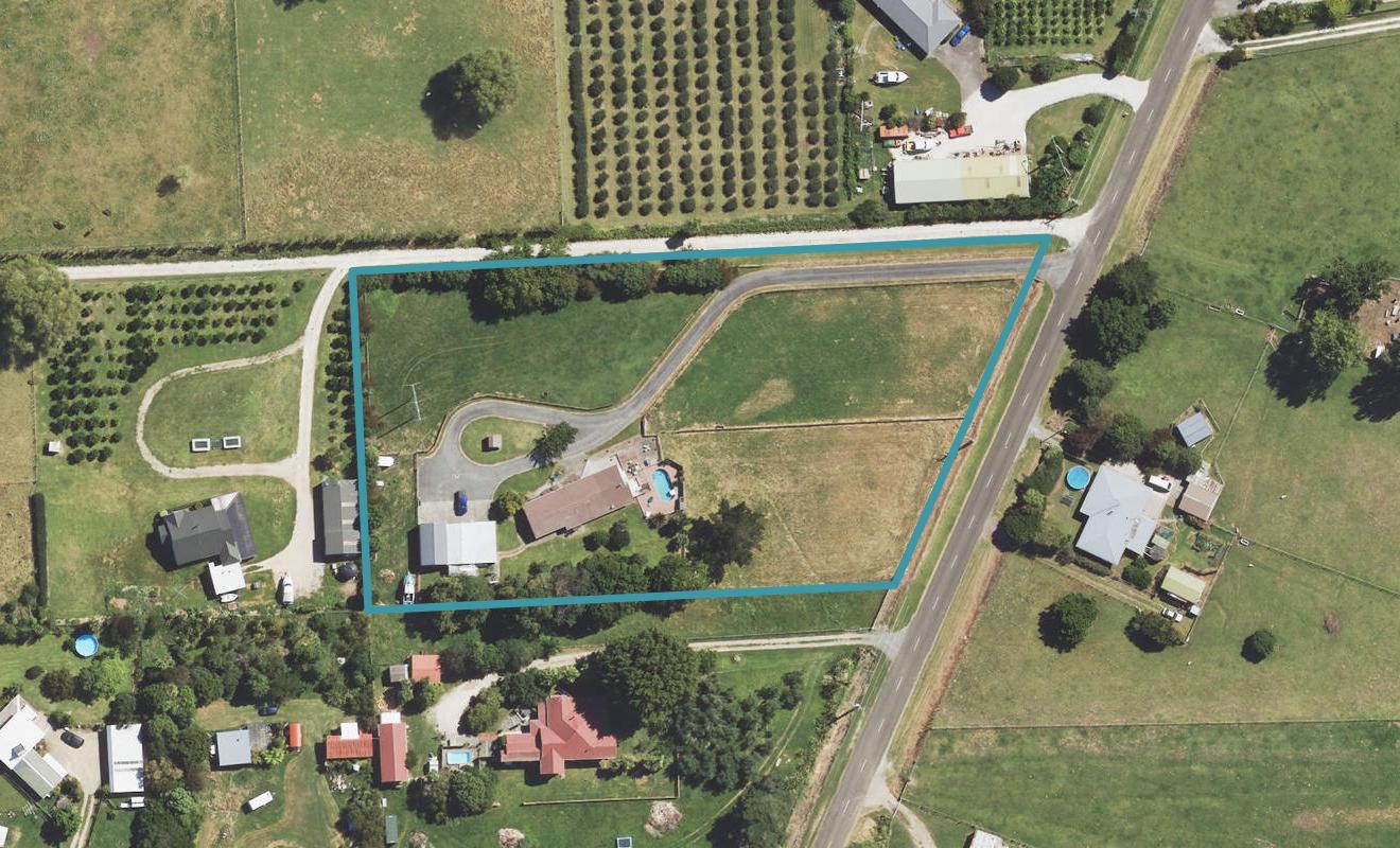 42 Cameron Road, Makauri, Gisborne - Carousel 1