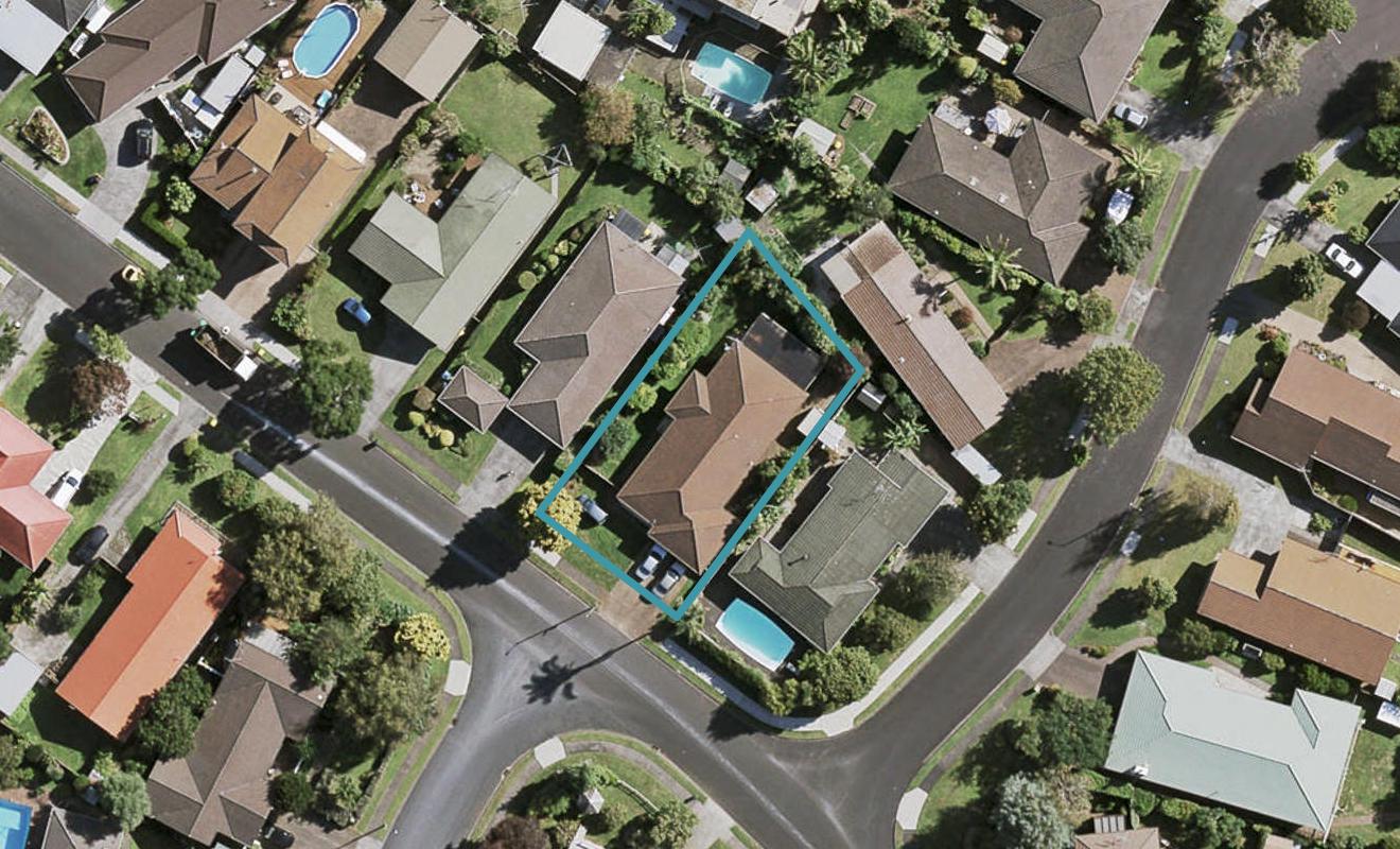 31 Lakeside Drive, Pahurehure, Papakura - Carousel 1