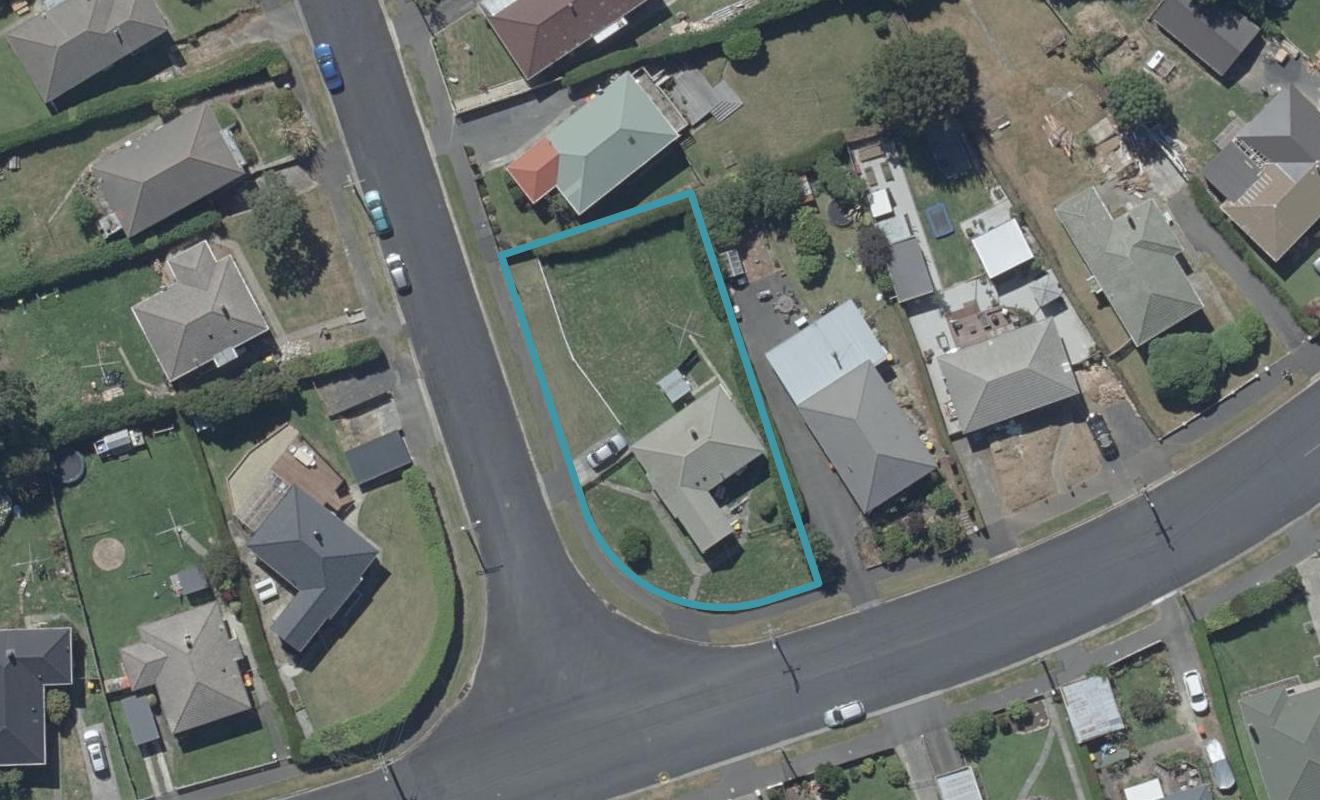 2 Balmain Street, Halfway Bush, Dunedin - Carousel 1