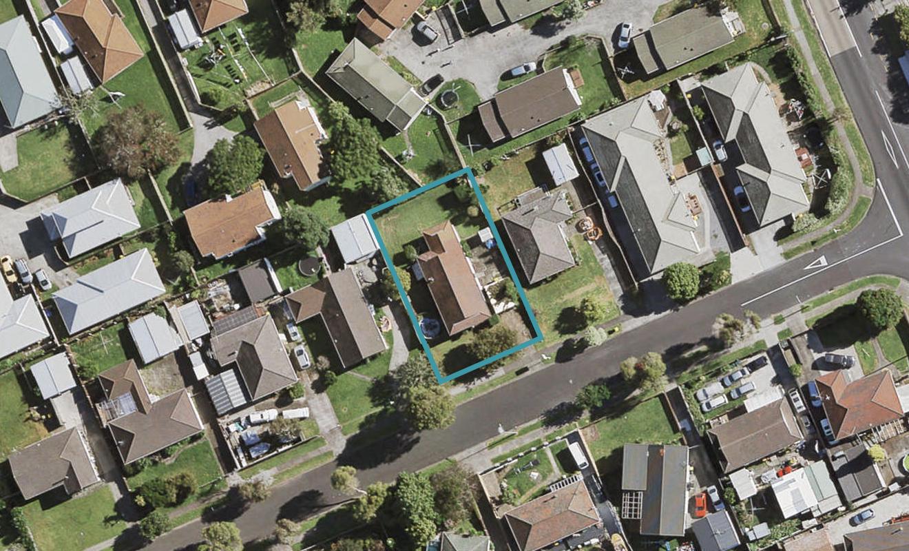 7 Benton Place, Manurewa, Auckland - Carousel 1