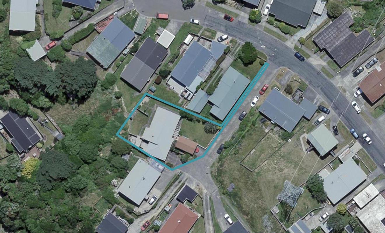 19 Chetwode Grove, Newlands, Wellington - Carousel 1