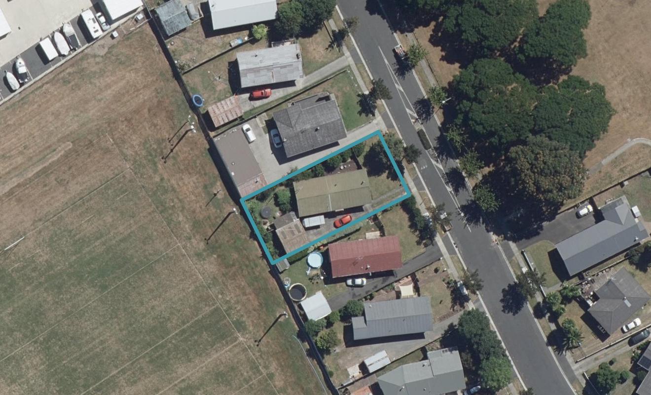 43 Rhonda Avenue, Deanwell, Hamilton - Carousel 1
