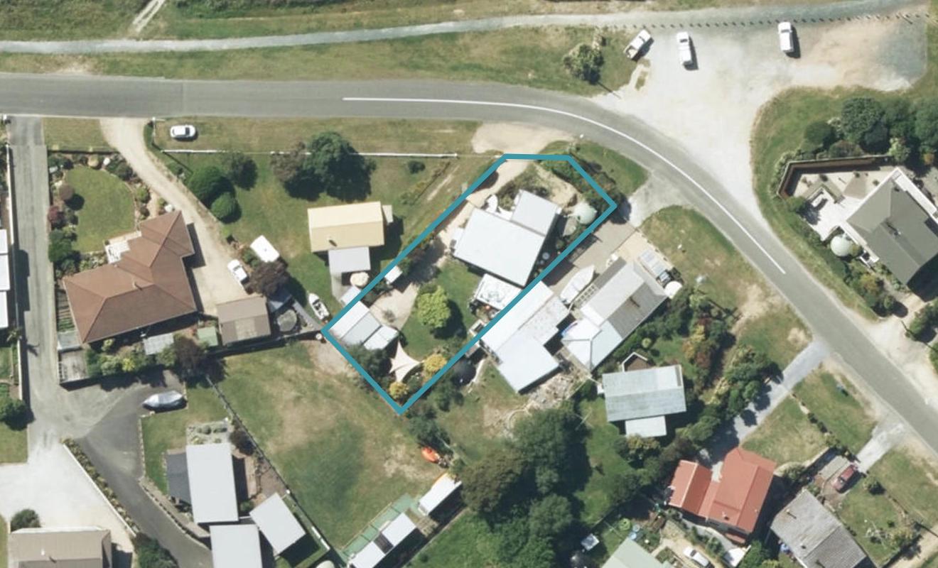 11 Selwyn Street, Pohara - Carousel 1