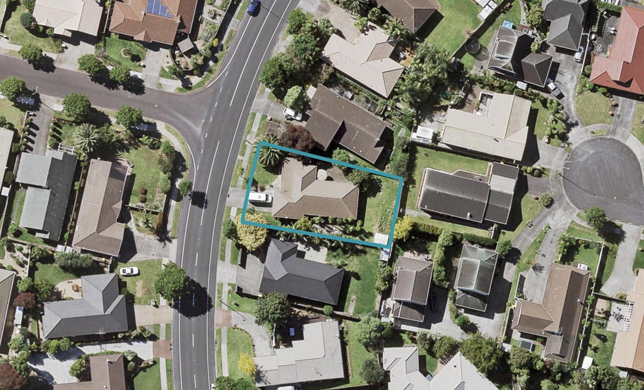 58 Golfland Drive, Golflands, Auckland - Carousel 1