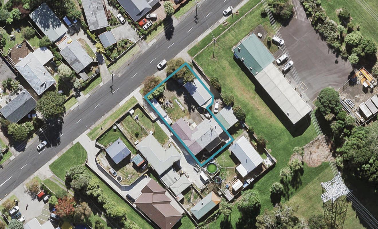 58 Lincoln Park Avenue, Massey, Auckland - Carousel 1