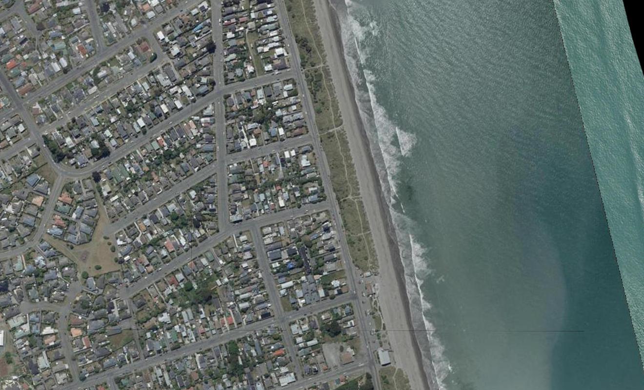 64 Marine Parade, North New Brighton, Christchurch - Carousel 1
